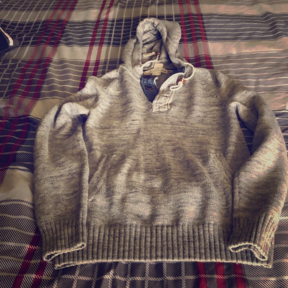 Sweater hoodie